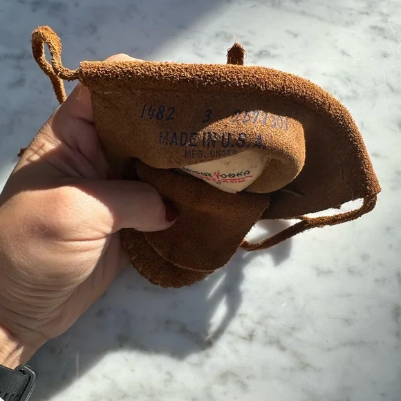 Minnetonka Infant's Fringe Bootie Size 3 Unisex - Picture 2 of 6